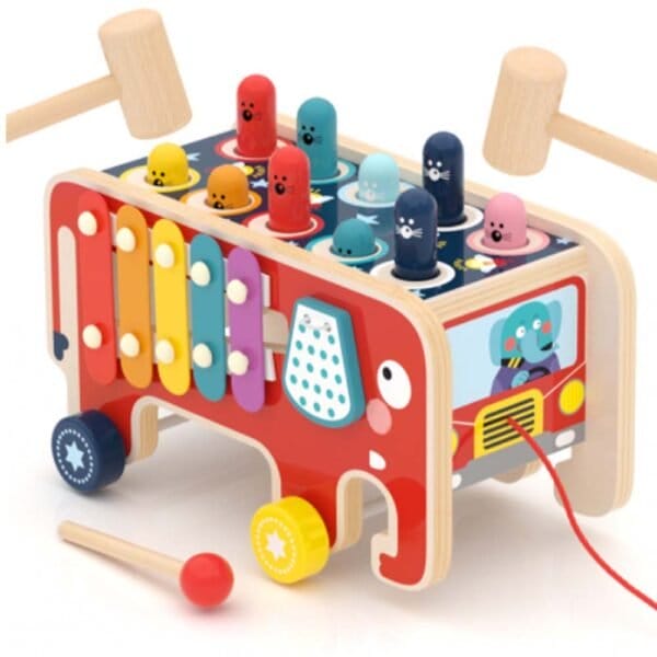 لعبة الفيل الأحمر الموسيقيةوالمطرقة