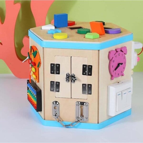 مكعب مونتيسوري للانشطة والمهارات العملية